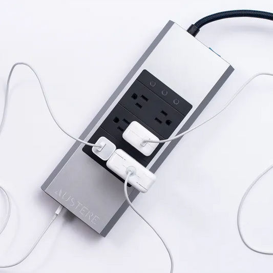 Austere V Series Power 6-Outlet with Omniport USB